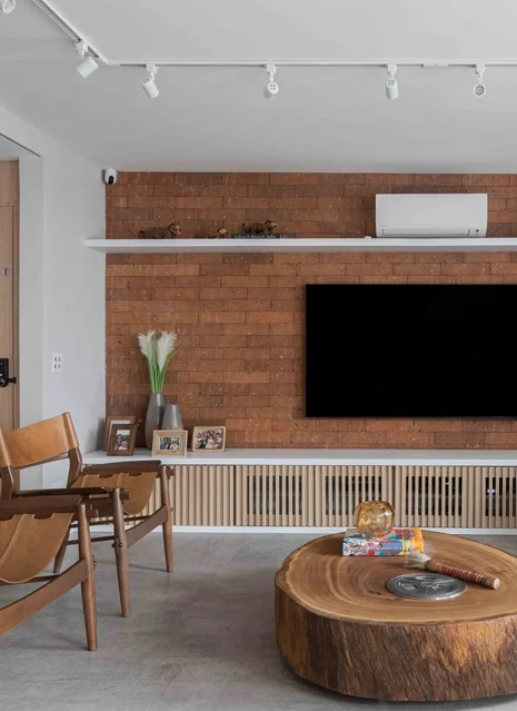 Décor do dia: sala de estar mistura madeira, tijolo e concreto